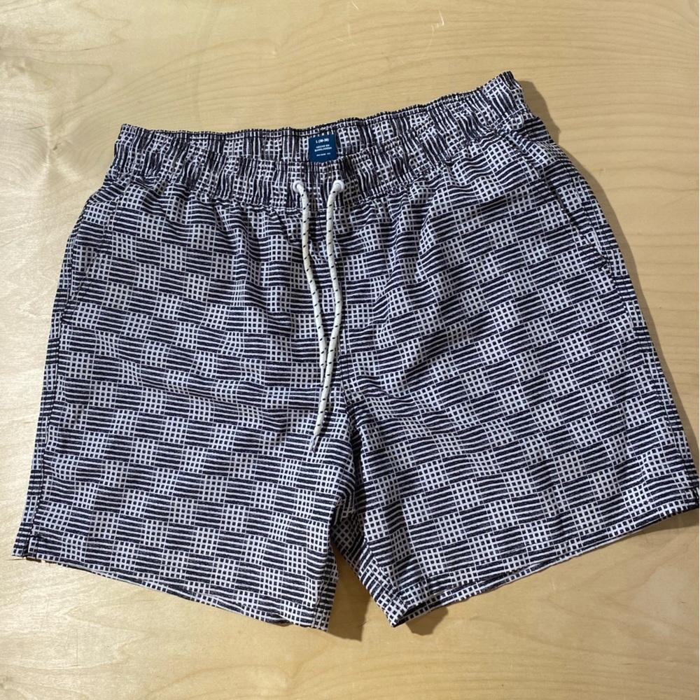 George Men's Black and White Swim Shorts Large (36-38) (GE)